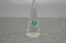 Load image into Gallery viewer, Chrysoprase Ring