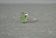 Load image into Gallery viewer, Green-Gold Ring