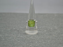 Load image into Gallery viewer, Green-Gold Ring