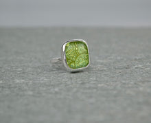 Load image into Gallery viewer, Green-Gold Ring