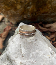 Load image into Gallery viewer, Bead and Bronze Spinner - Slim