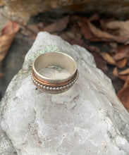 Load image into Gallery viewer, Bead and Bronze Spinner - Slim