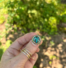 Load image into Gallery viewer, Sundials Ring on Deco Band