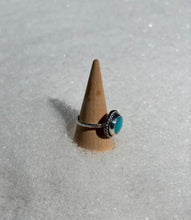 Load image into Gallery viewer, Turquoise Twist Ring