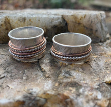Load image into Gallery viewer, Bead and Bronze Spinner Ring - Wide