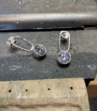 Load image into Gallery viewer, Simply Dazzling Earrings