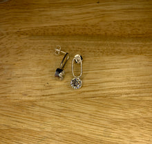 Load image into Gallery viewer, Simply Dazzling Earrings