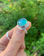 Load image into Gallery viewer, Green Dazzle Ring