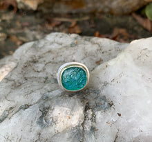 Load image into Gallery viewer, Green Dazzle Ring