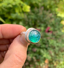 Load image into Gallery viewer, Green Dazzle Ring