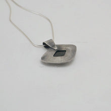 Load image into Gallery viewer, Green Goldstone and Silver Pendant Necklace