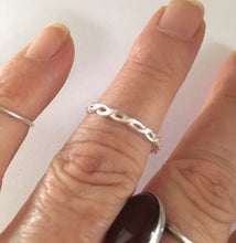 Load image into Gallery viewer, Simple Braided Silver Ring