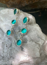 Load image into Gallery viewer, Droplets Earrings  - Aqua
