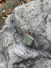 Load image into Gallery viewer, Golden Abstract Pendant Necklace
