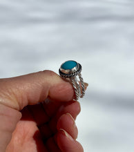 Load image into Gallery viewer, Turquoise Twist Ring

