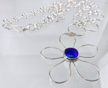 Load image into Gallery viewer, Flower Power 2 Necklace
