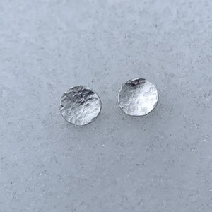 Hammered Silver Disc Earrings 1/2"