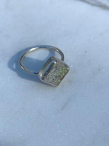 Sparkling Diamond Dichroic Ring