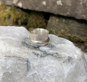 Spinner Ring with Faceted Band