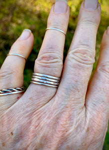 Simple Hammered Band - Stackable